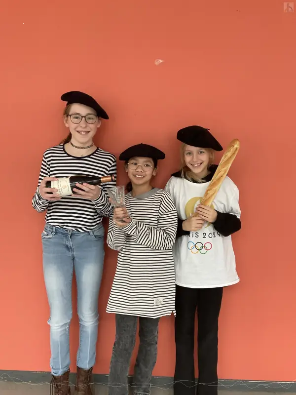 Verkleide dich als Franzose! :)