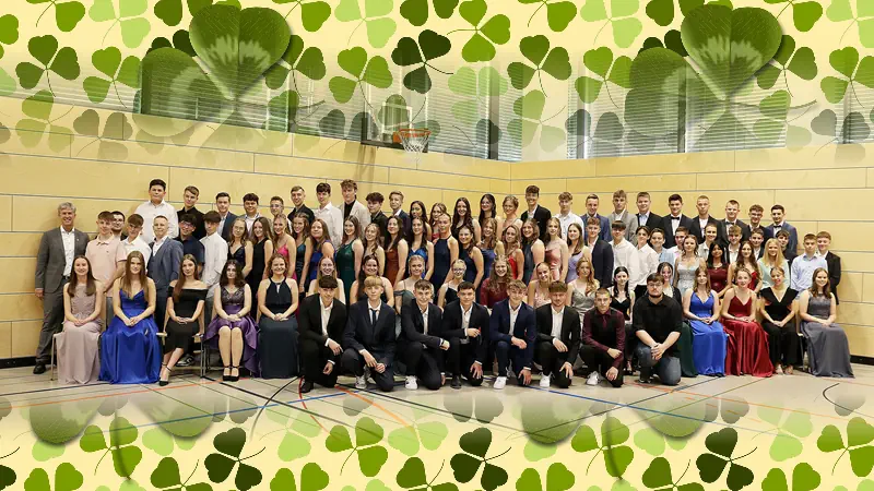 Abschlussfeier Realschule in der Lizarena - Hintergrund: jette55, Pixabay