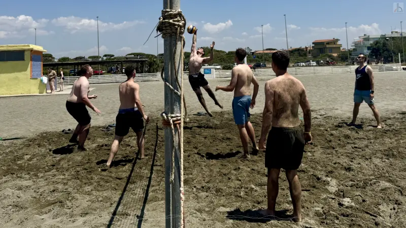 J1er beim Beachvolleyball