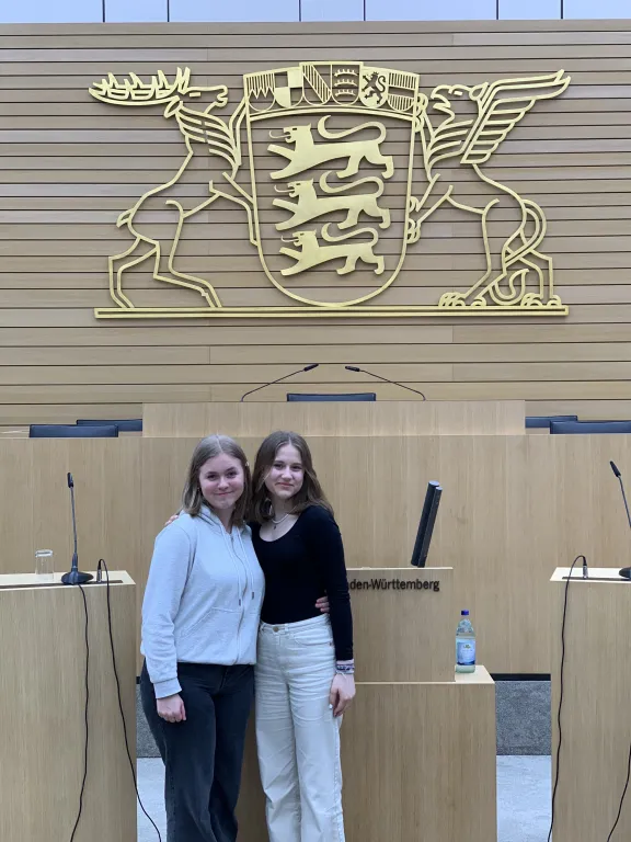 Die Teilnehmerinnen im Stuttgarter Landtag